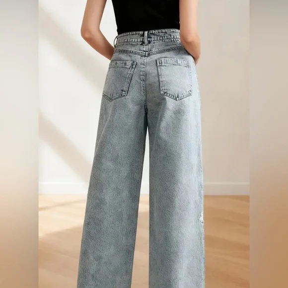 New with tags - ANEWSTA Floral Embroidered Light Blue Jeans - Picture 2 of 8